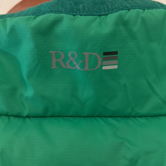 Peak performance, junior, green puffer jacket. - Picture 6 of 6